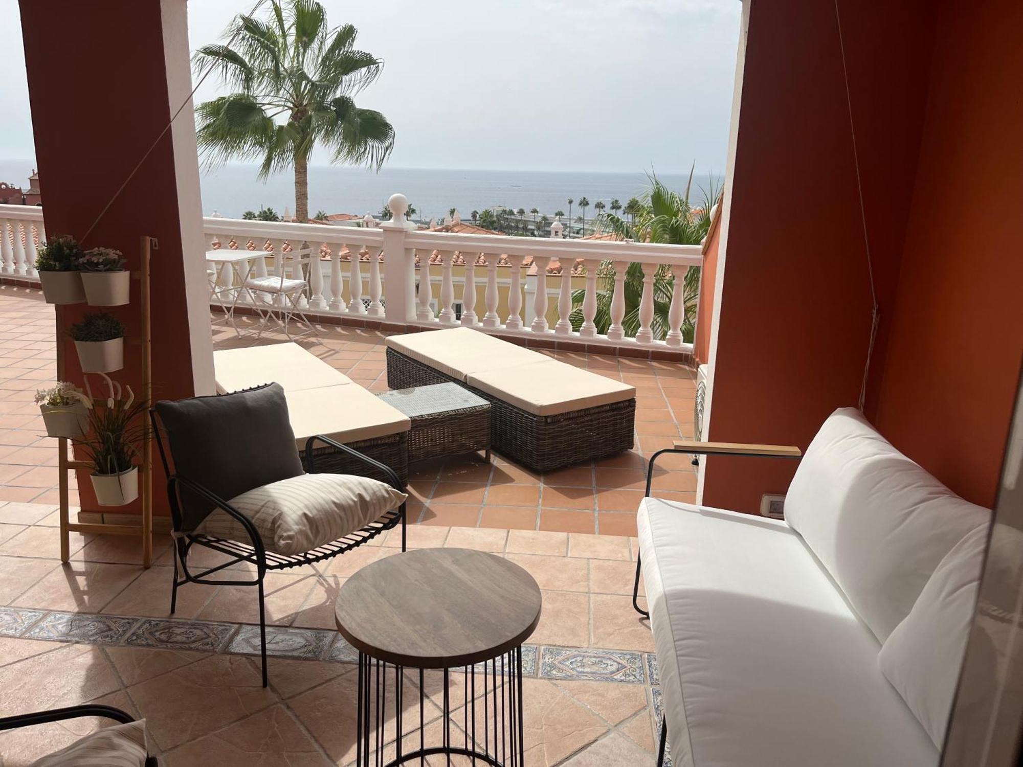 Playa Del Duque-Amazing Views 2 Bedroom 阿德耶 外观 照片